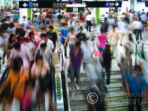 Century Avenue station, located right in the heart of Pudong, is one of the busiest stations on the Shanghai Metro network serving four lines.